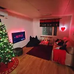 Elfs House By The River 아파트 로바니에미
